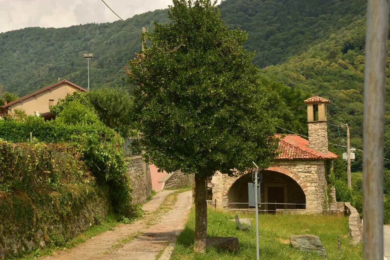 Cascina Del Sole Villa Asso Exterior photo